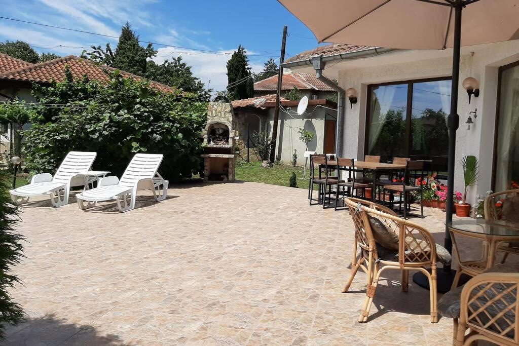 Guesthouse Oasis-Shabla Exterior foto